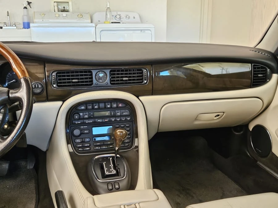 1998 Jaguar X308 XJR - Image 22 of 22