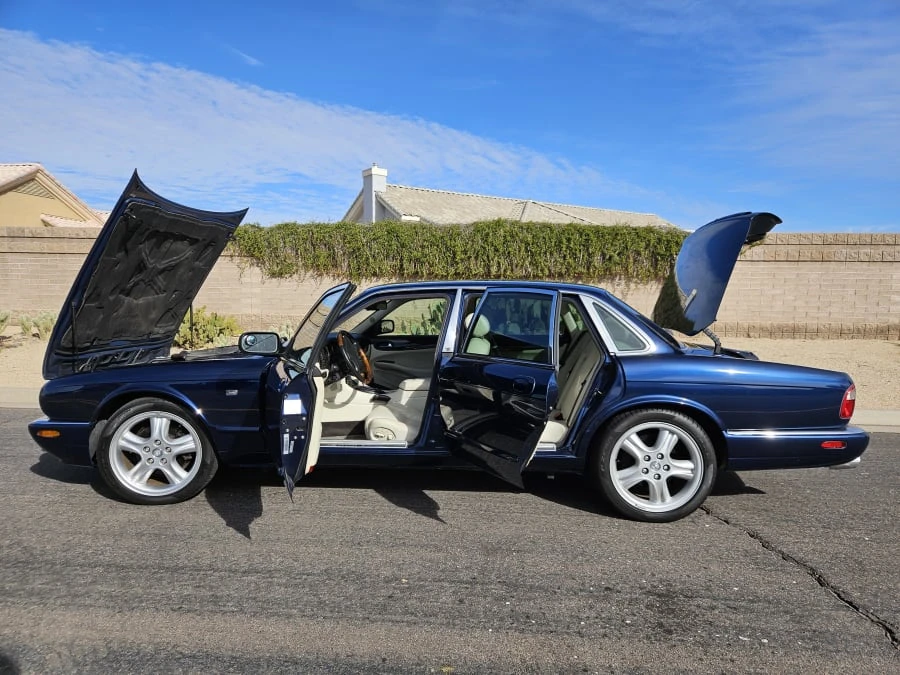 1998 Jaguar X308 XJR - Image 19 of 22