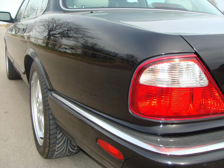 1998 Jaguar X308 XJR - Image 7 of 9