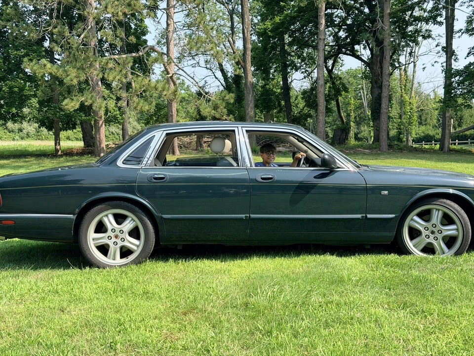 1998 Jaguar X308 XJR - Image 25 of 31