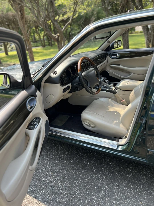1998 Jaguar X308 XJR - Image 12 of 31