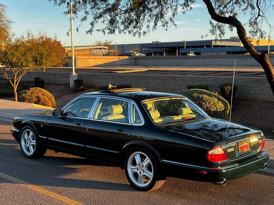 1998 Jaguar X308 XJR - Image 16 of 31