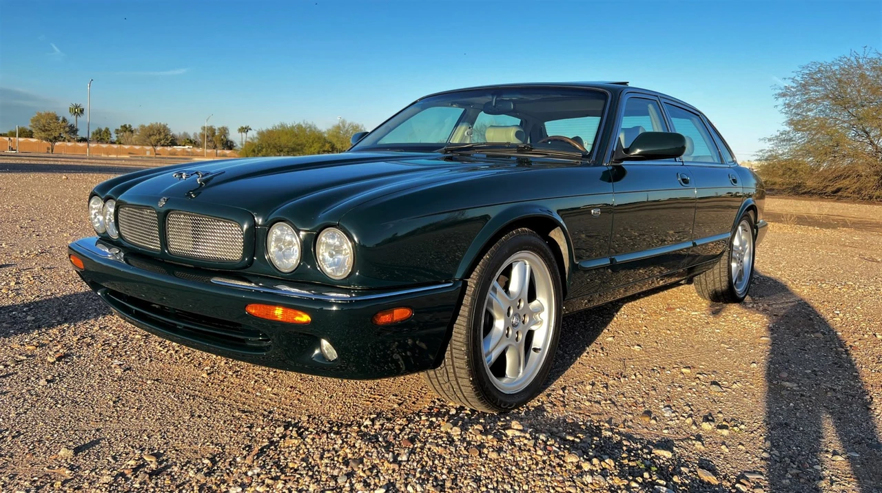 1998 Jaguar X308 XJR - Image 4 of 31