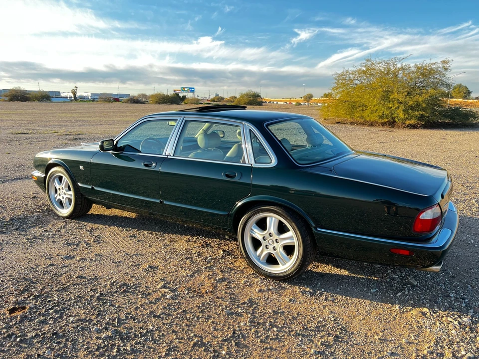 1998 Jaguar X308 XJR - Image 15 of 31