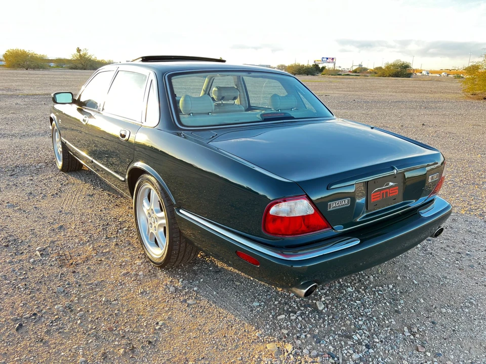 1998 Jaguar X308 XJR - Image 18 of 31