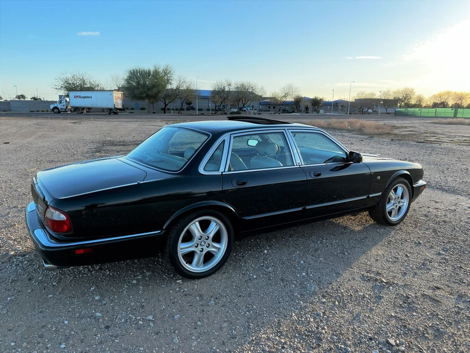 1998 Jaguar X308 XJR - Image 22 of 31