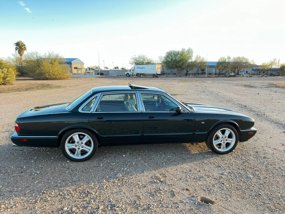 1998 Jaguar X308 XJR - Image 23 of 31