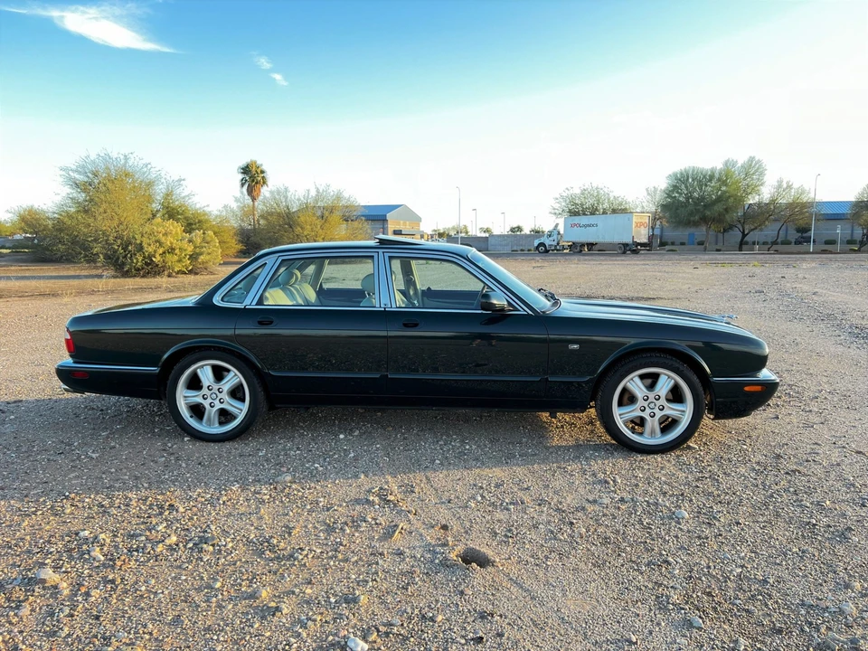 1998 Jaguar X308 XJR - Image 24 of 31