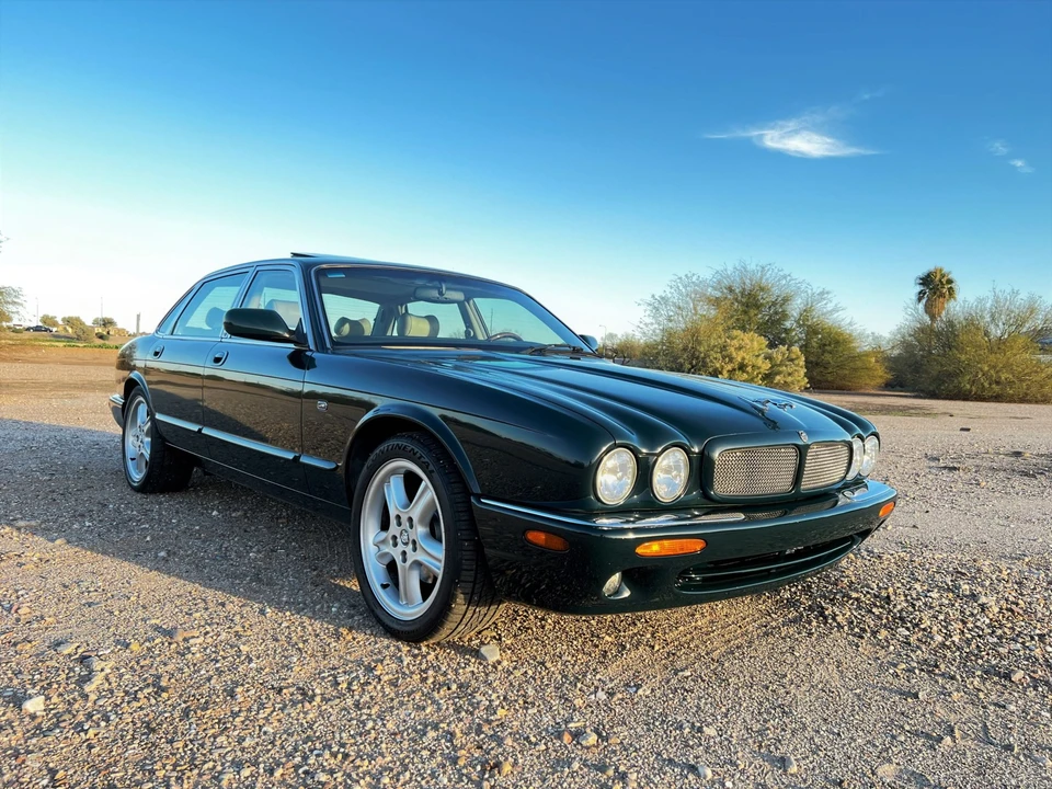 1998 Jaguar X308 XJR - Image 30 of 31