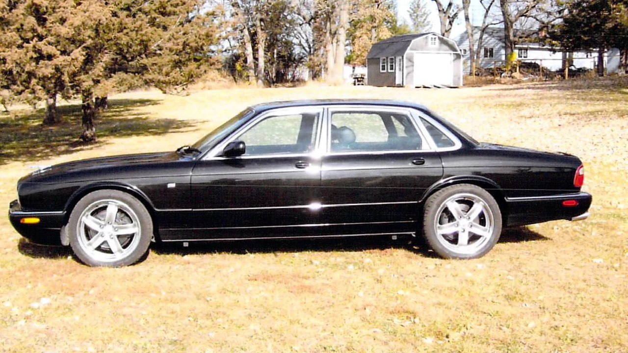 1998 Jaguar X308 XJR - Image 7 of 7