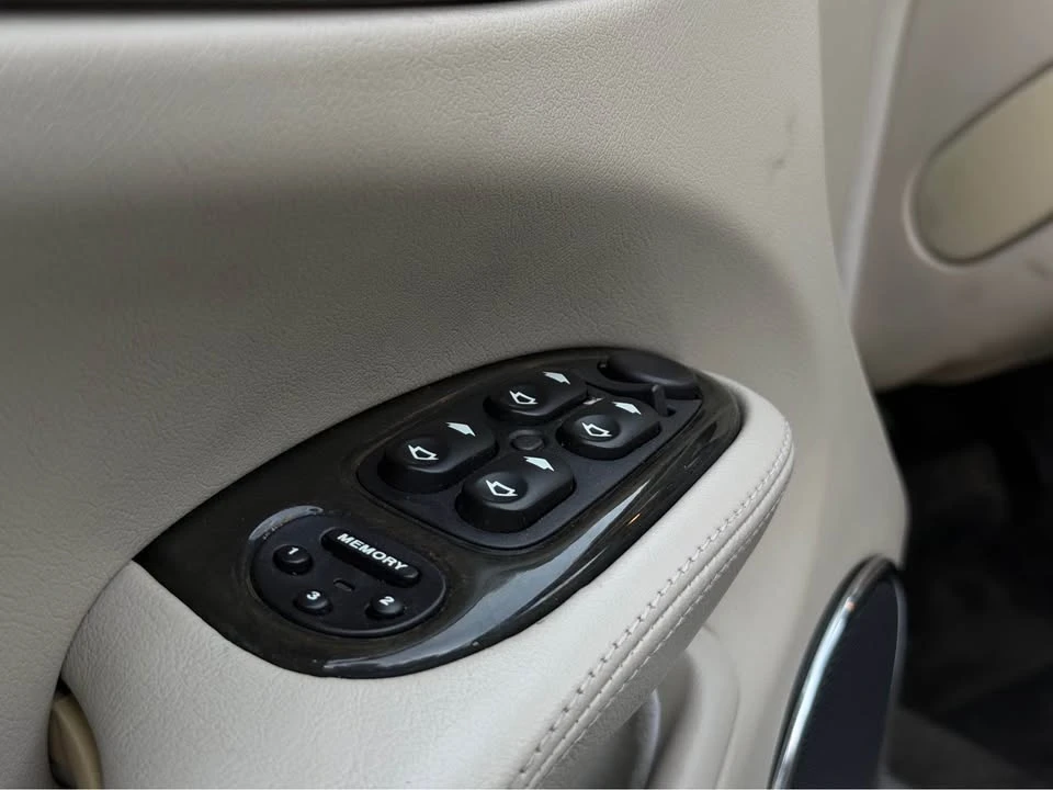 1998 Jaguar X308 XJR - Image 13 of 17