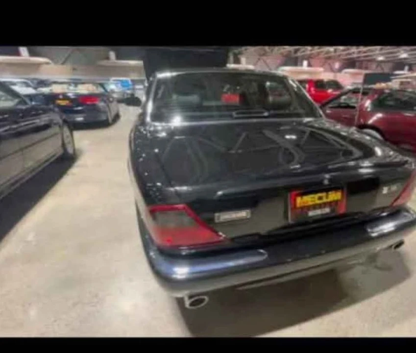 1998 Jaguar X308 XJR - Image 3 of 8