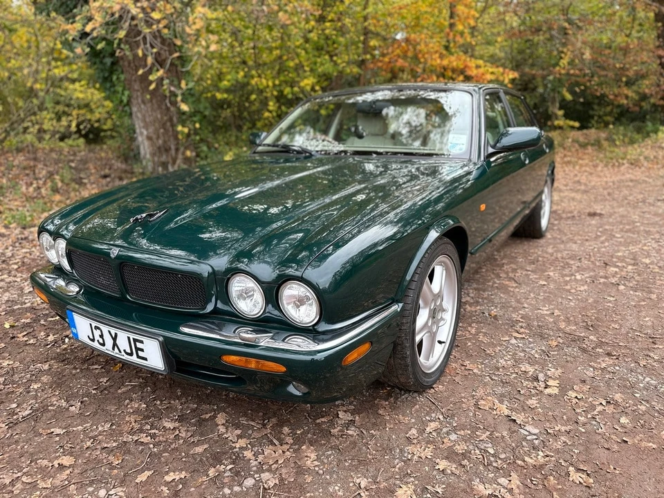 1998 Jaguar X308 XJR - Image 5 of 30