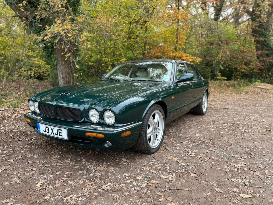 1998 Jaguar X308 XJR - Image 6 of 30