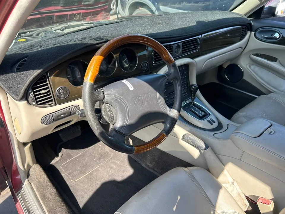 1998 Jaguar XJS - Image 5 of 13