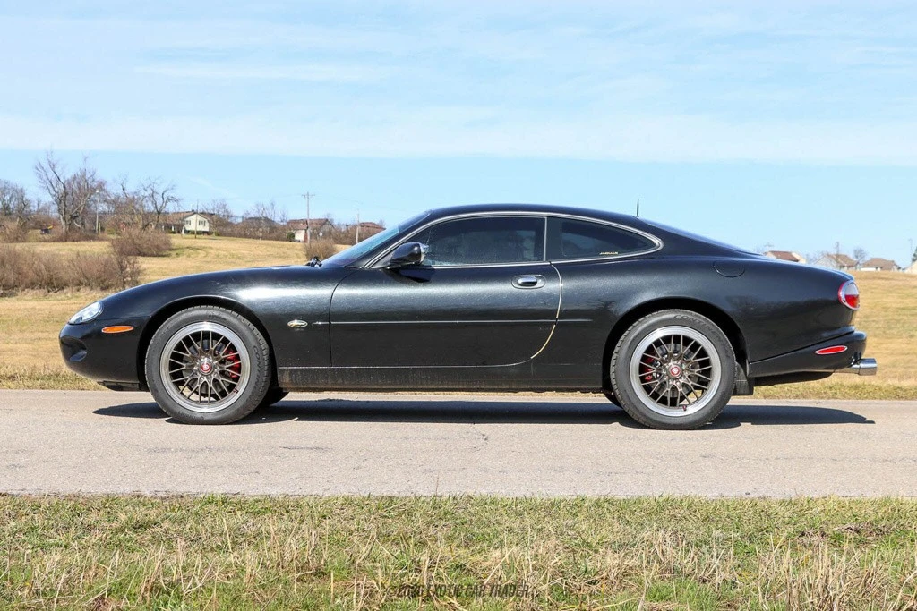 1998 Jaguar X100 XK8 - Image 3 of 12