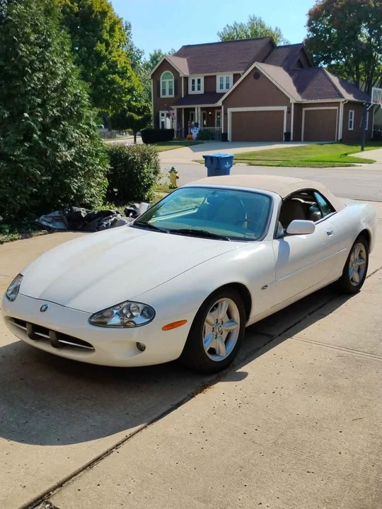 1998 Jaguar X100 XK8 - Image 2 of 9