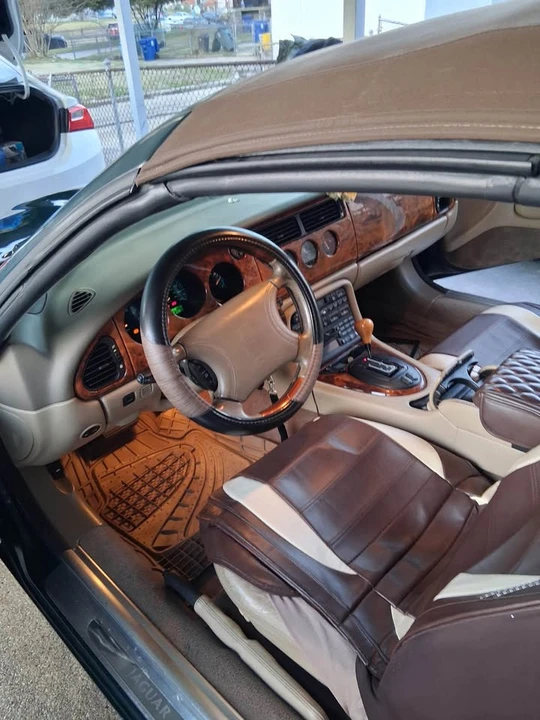 1998 Jaguar X100 XK8 - Image 5 of 9