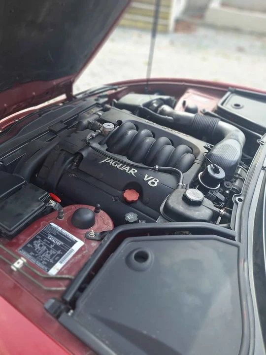 1998 Jaguar X100 XK8 - Image 19 of 20
