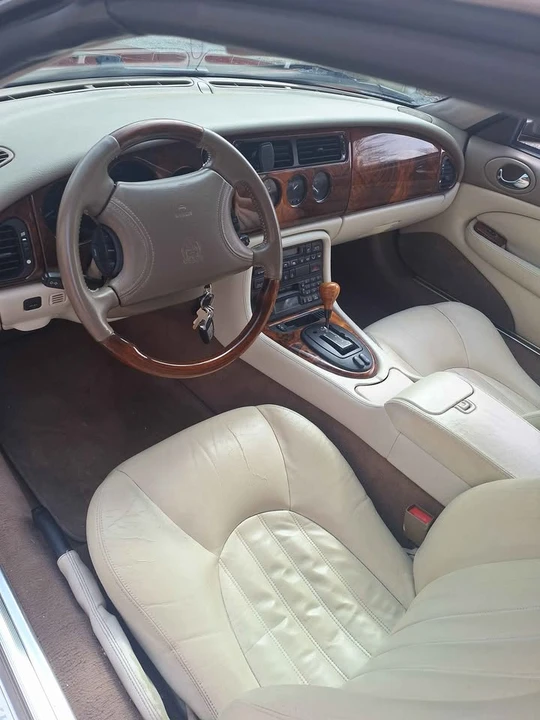 1998 Jaguar X100 XK8 - Image 15 of 20