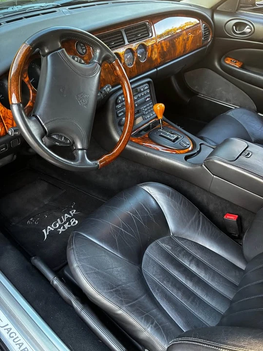 1998 Jaguar X100 XK8 - Image 4 of 6