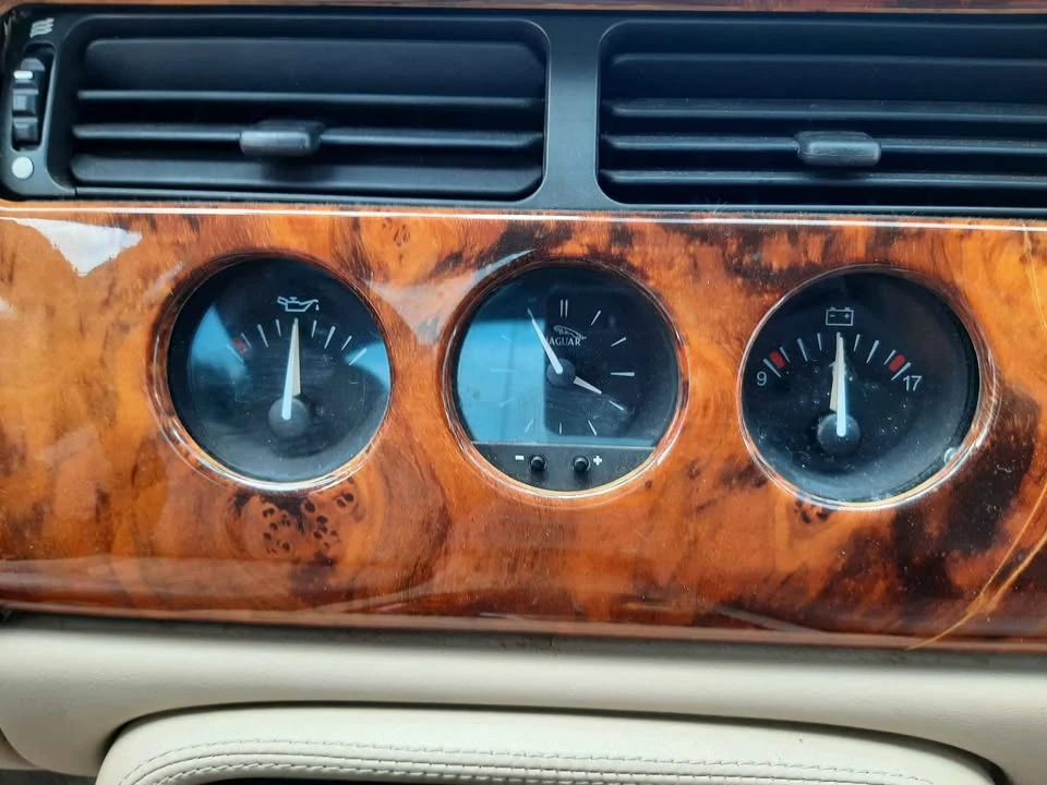 1998 Jaguar X100 XK8 - Image 14 of 14
