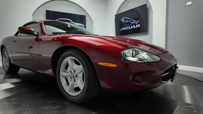 1998 Jaguar X100 XK8 - Image 12 of 21