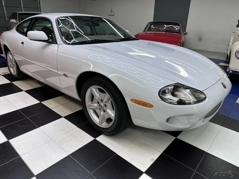1998 Jaguar X100 XK8 - Image 2 of 21