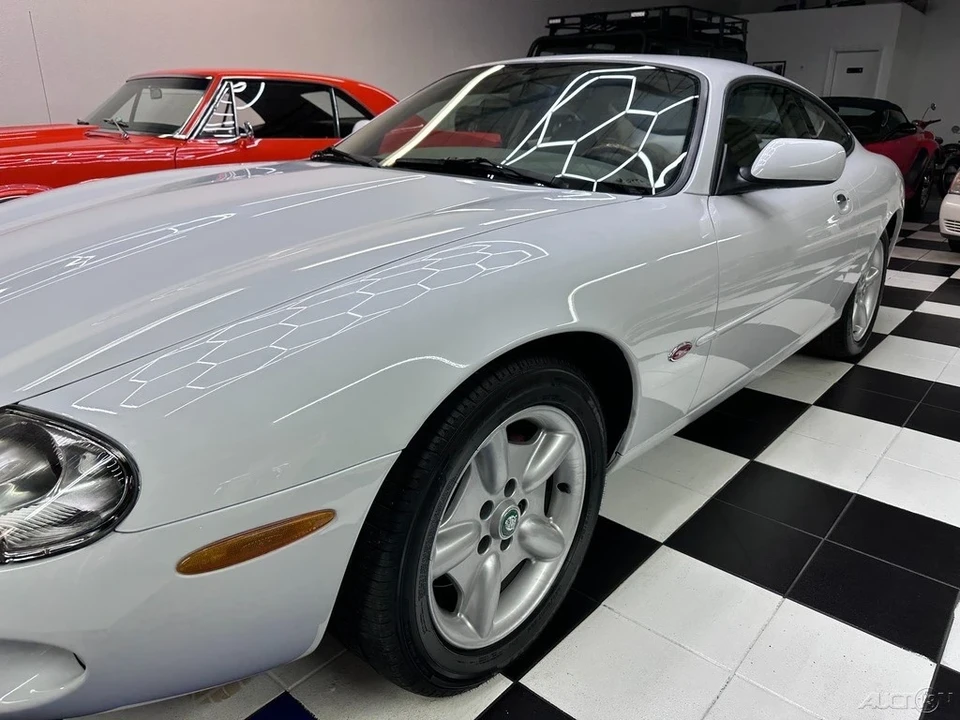 1998 Jaguar X100 XK8 - Image 18 of 21