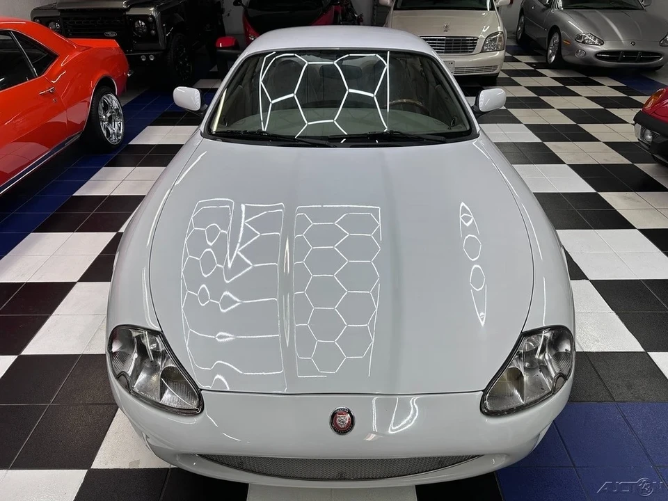 1998 Jaguar X100 XK8 - Image 9 of 21