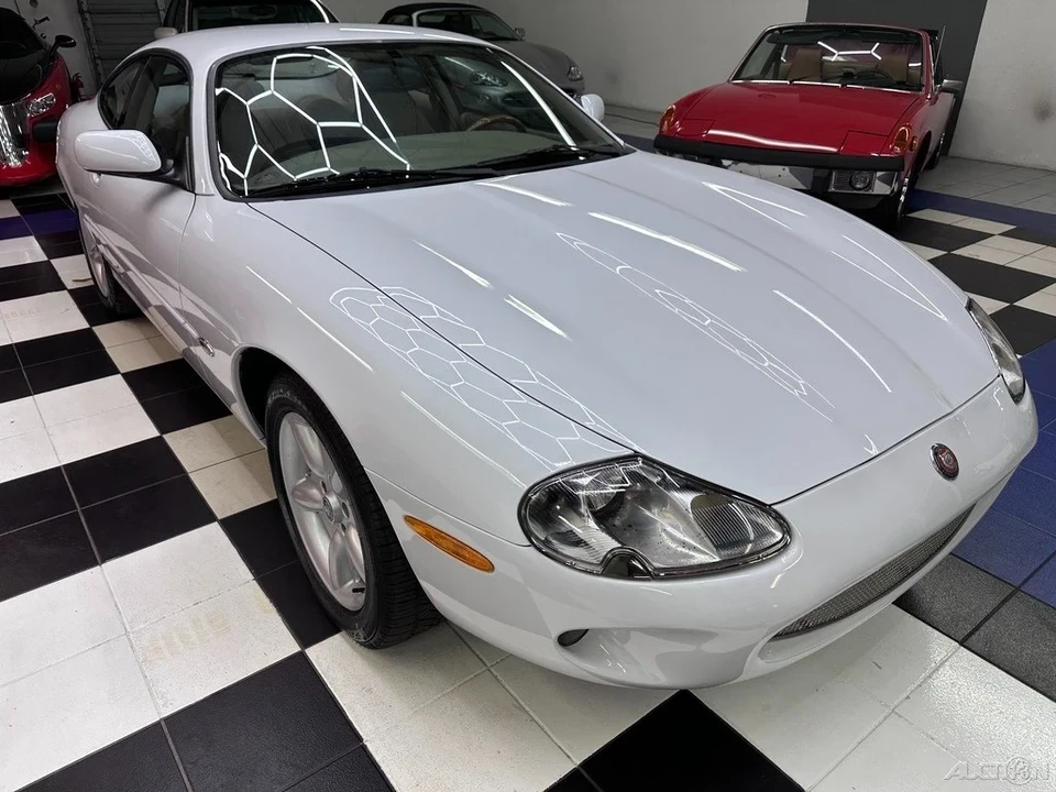 1998 Jaguar X100 XK8 - Image 4 of 21