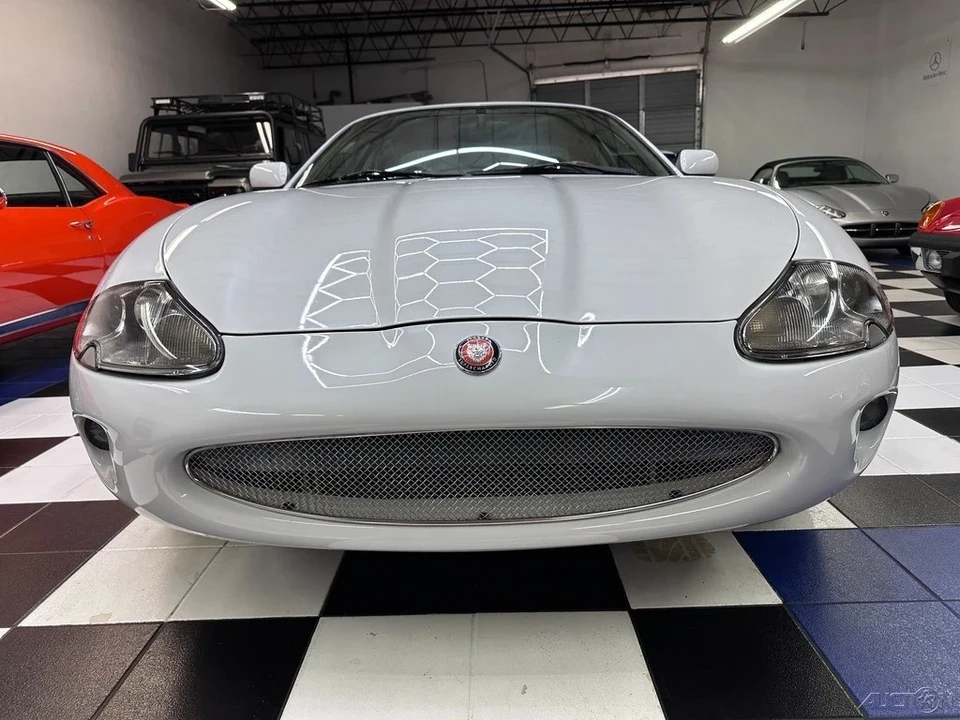 1998 Jaguar X100 XK8 - Image 11 of 21