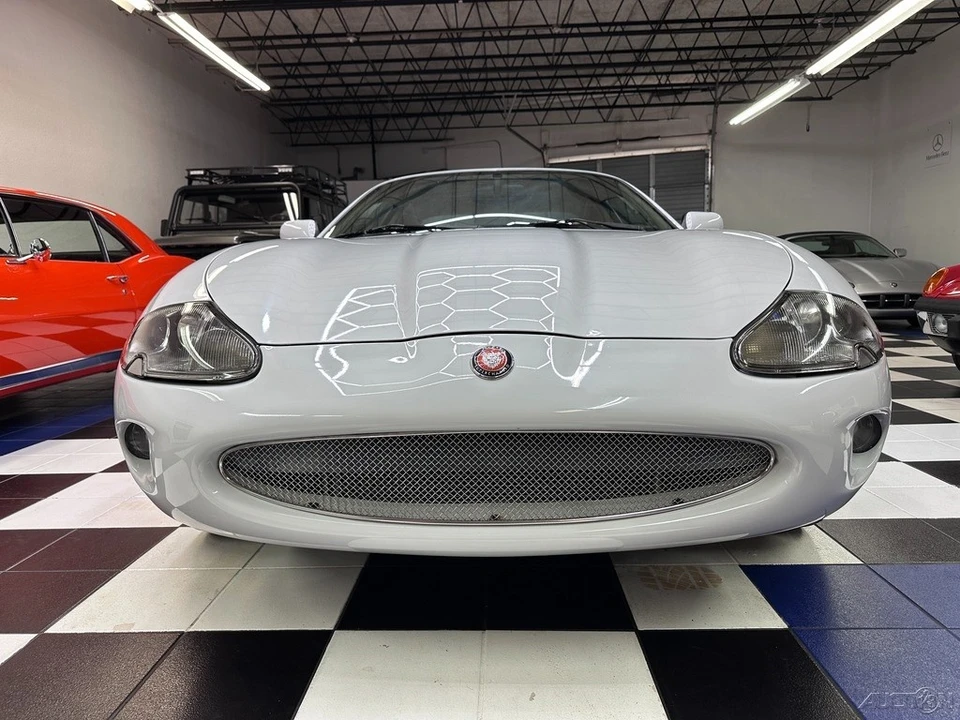 1998 Jaguar X100 XK8 - Image 10 of 21