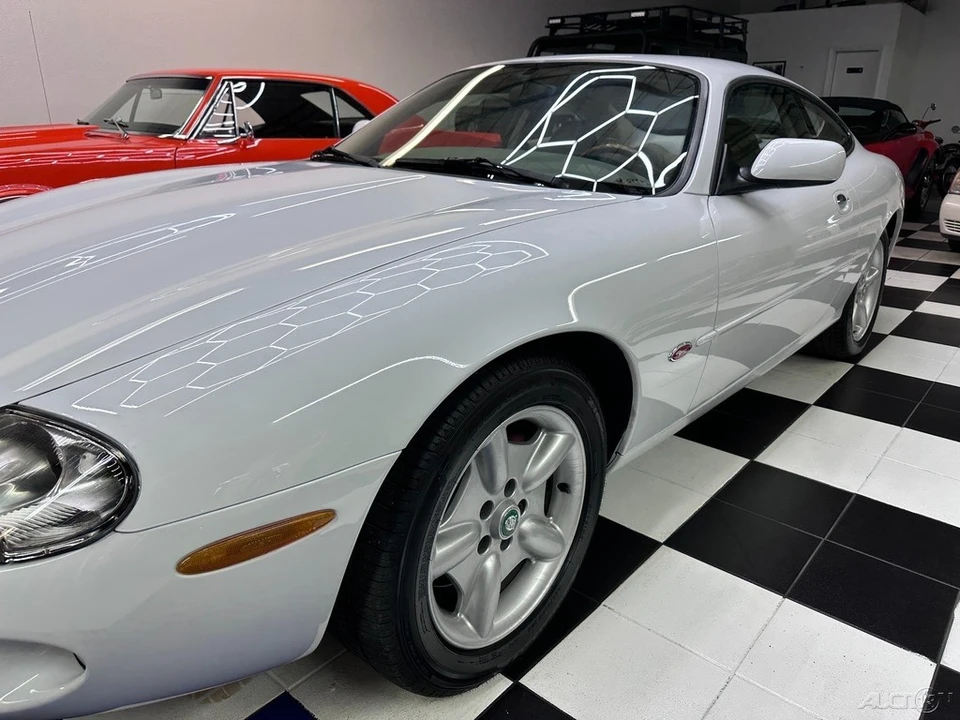1998 Jaguar X100 XK8 - Image 18 of 21
