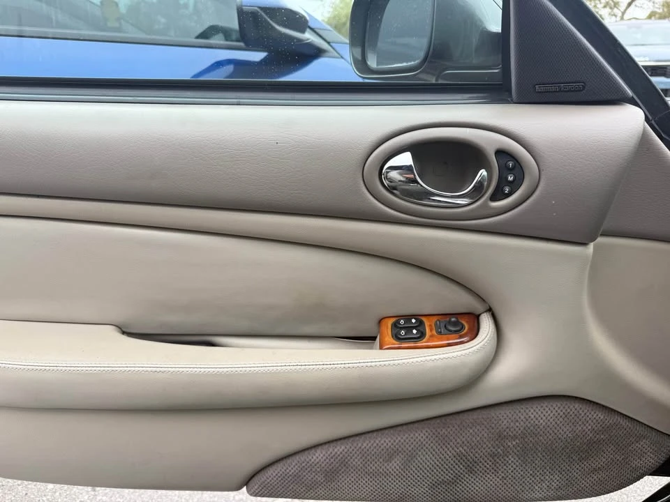 1998 Jaguar X100 XK8 - Image 9 of 11