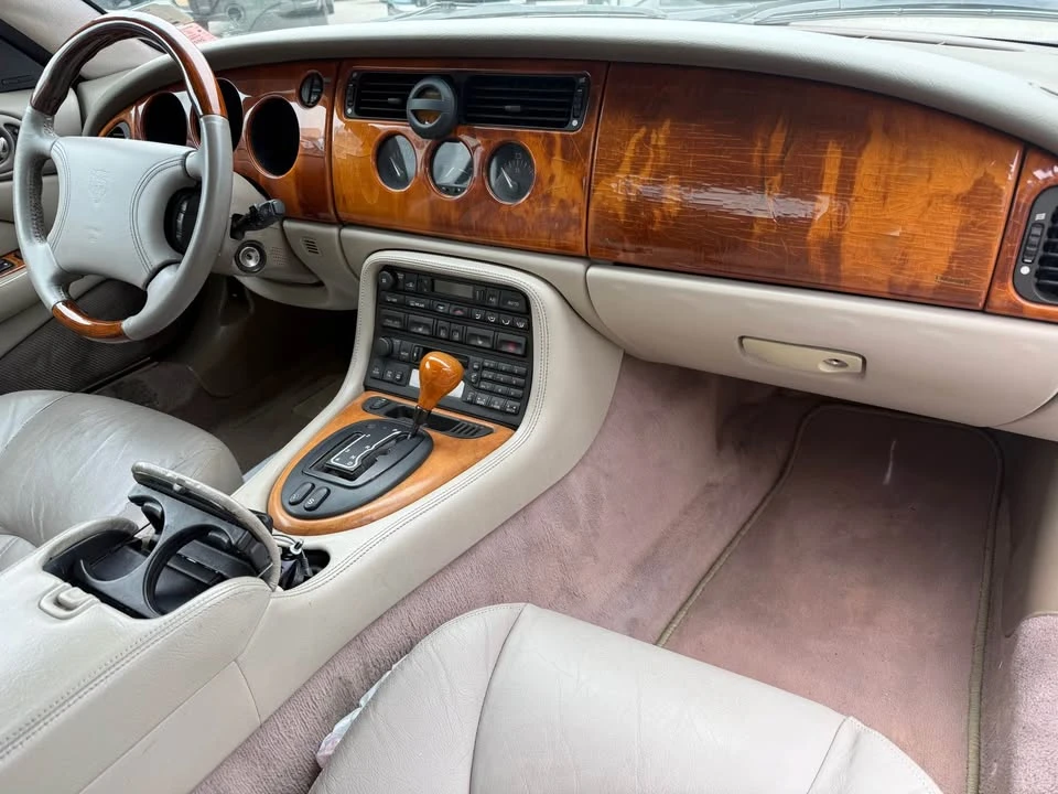 1998 Jaguar X100 XK8 - Image 5 of 11