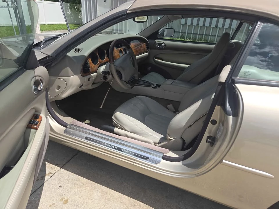 1998 Jaguar X100 XK8 - Image 9 of 15