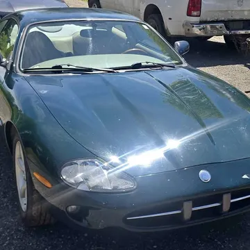 1998 Jaguar XK8 Coupe