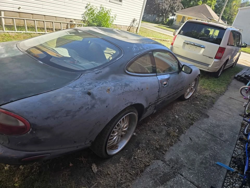 1998 Jaguar X100 XK8 - Image 3 of 4