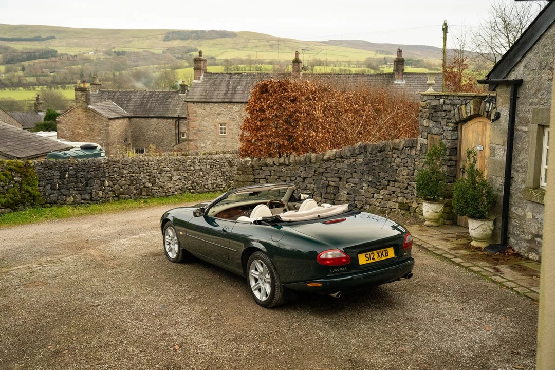 1998 Jaguar X100 XK8 - Image 17 of 30