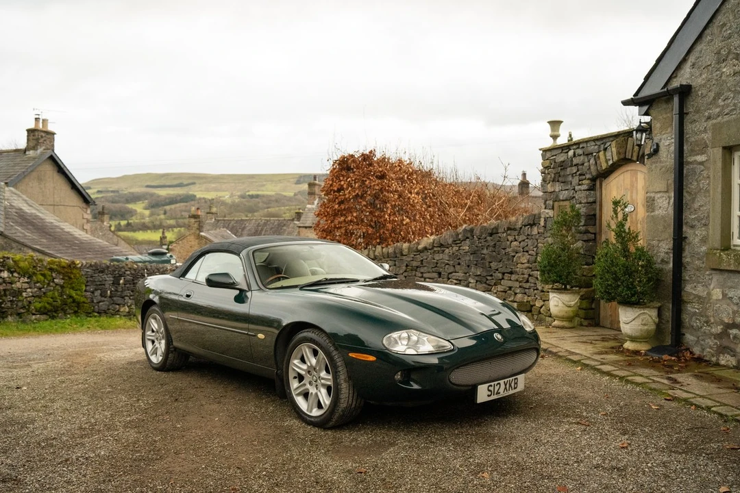 1998 Jaguar X100 XK8 - Image 28 of 30