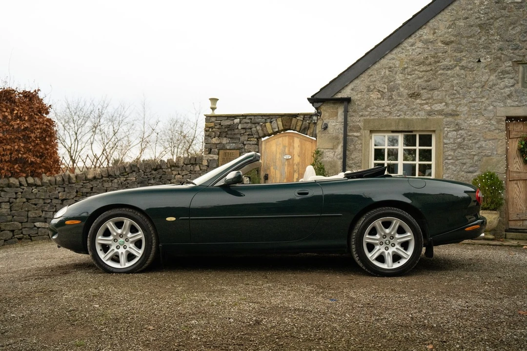 1998 Jaguar X100 XK8 - Image 16 of 30