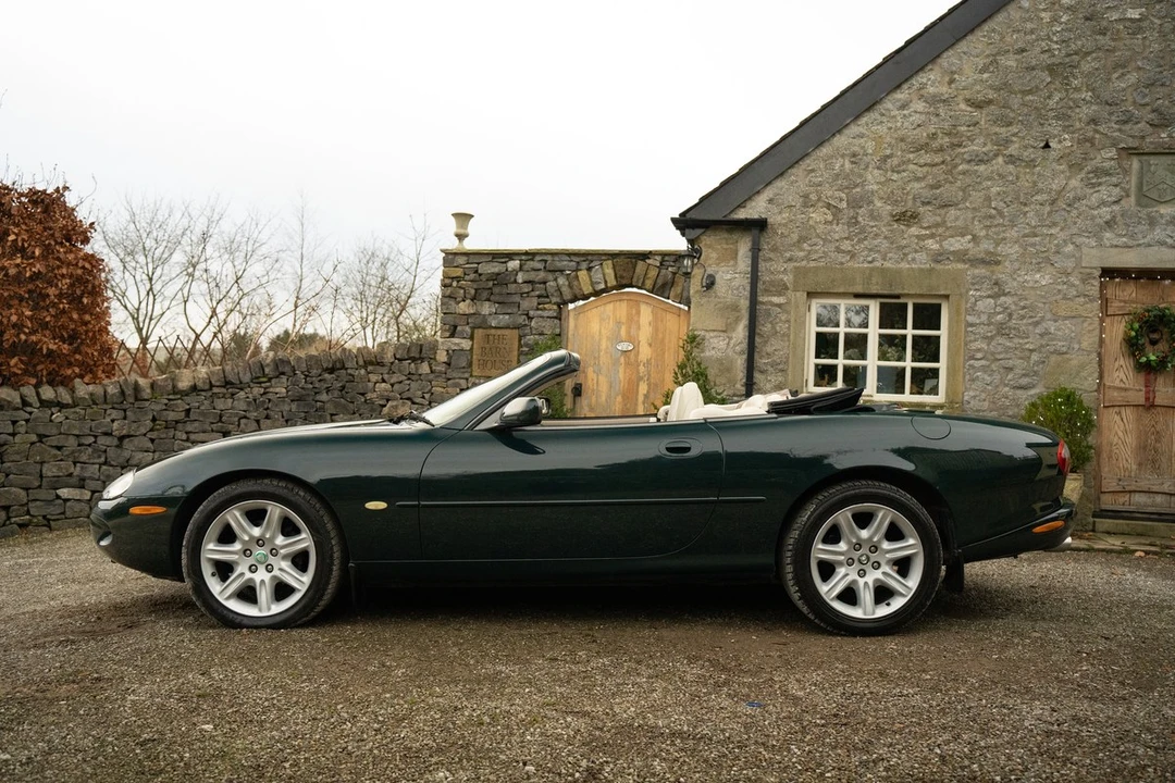 1998 Jaguar X100 XK8 - Image 15 of 30