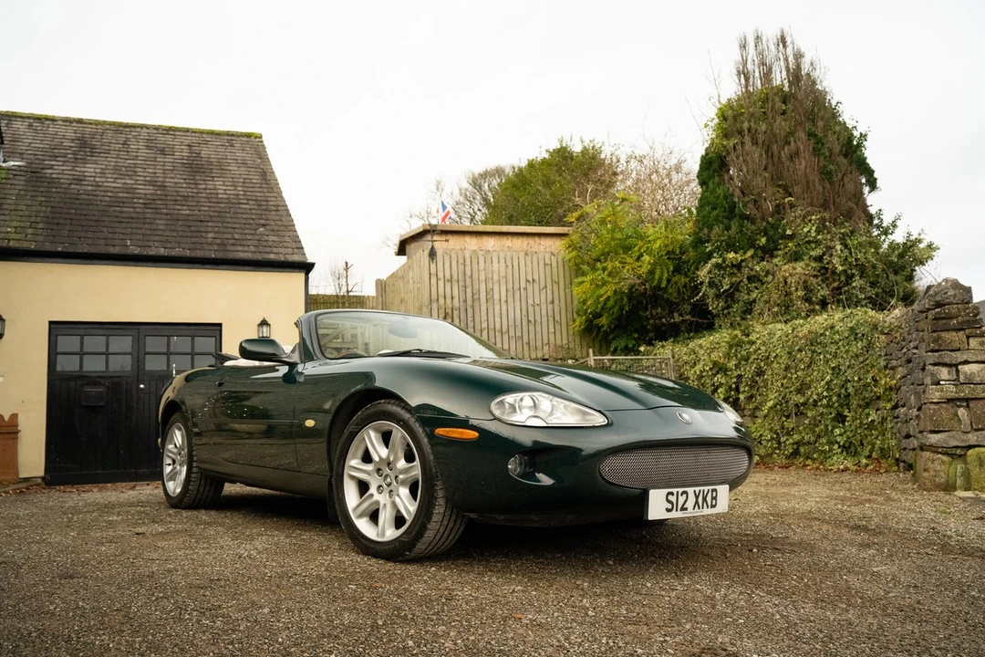 1998 Jaguar X100 XK8 - Image 9 of 30