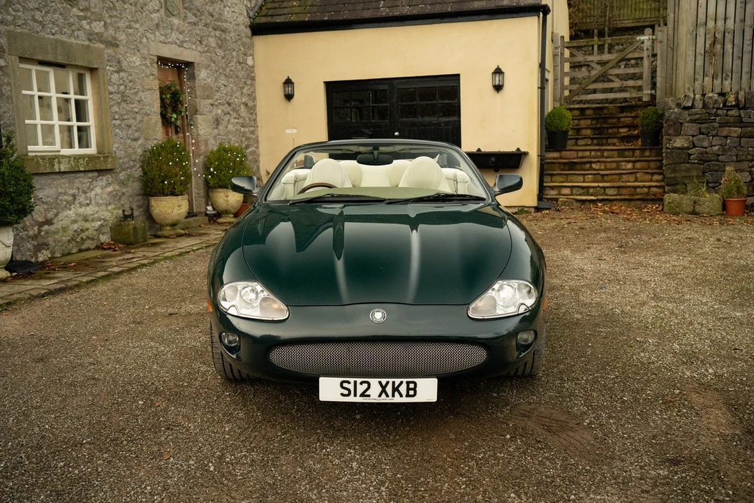 1998 Jaguar X100 XK8 - Image 11 of 30
