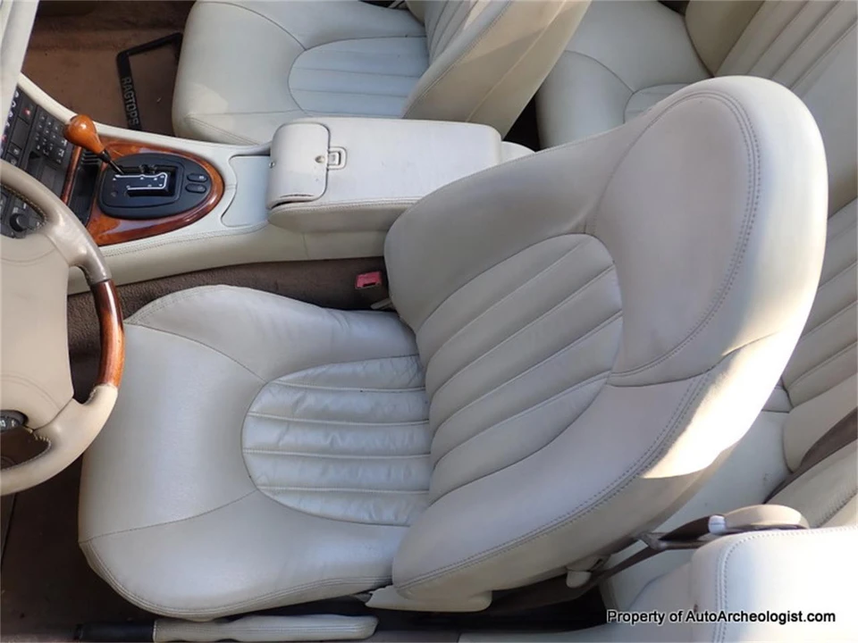 1998 Jaguar X100 XK8 - Image 13 of 24