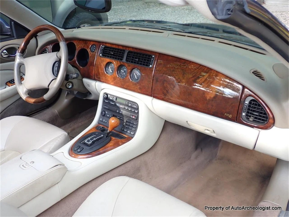 1998 Jaguar X100 XK8 - Image 16 of 24