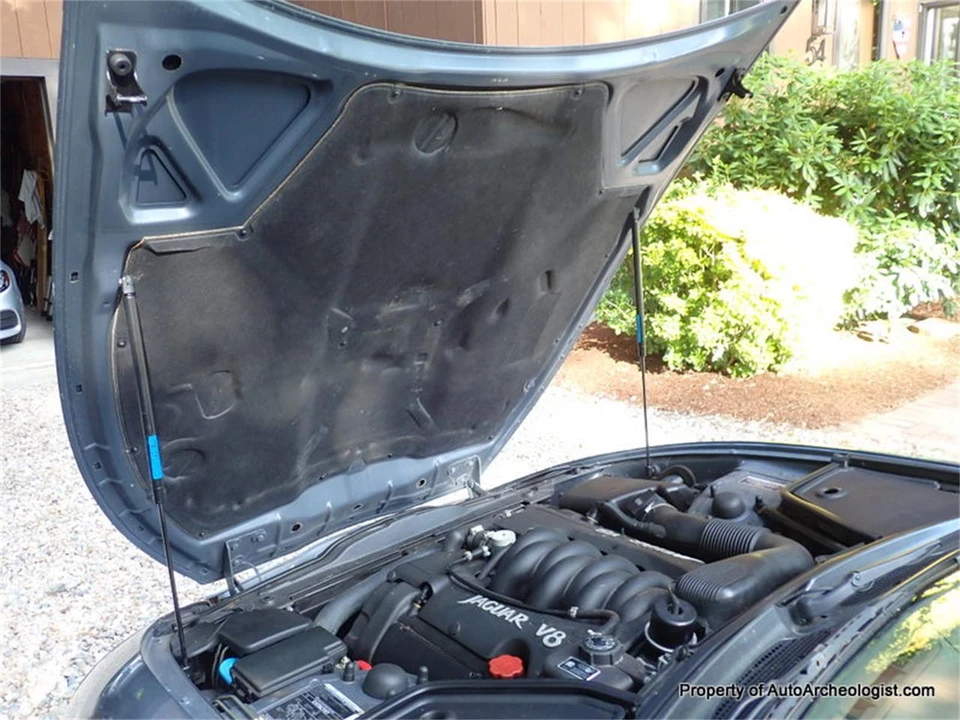 1998 Jaguar X100 XK8 - Image 20 of 24
