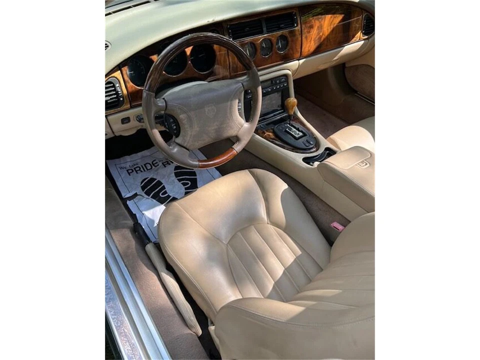 1998 Jaguar X100 XK8 - Image 9 of 24