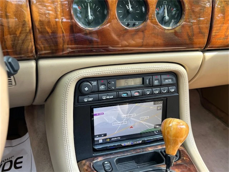 1998 Jaguar X100 XK8 - Image 11 of 24